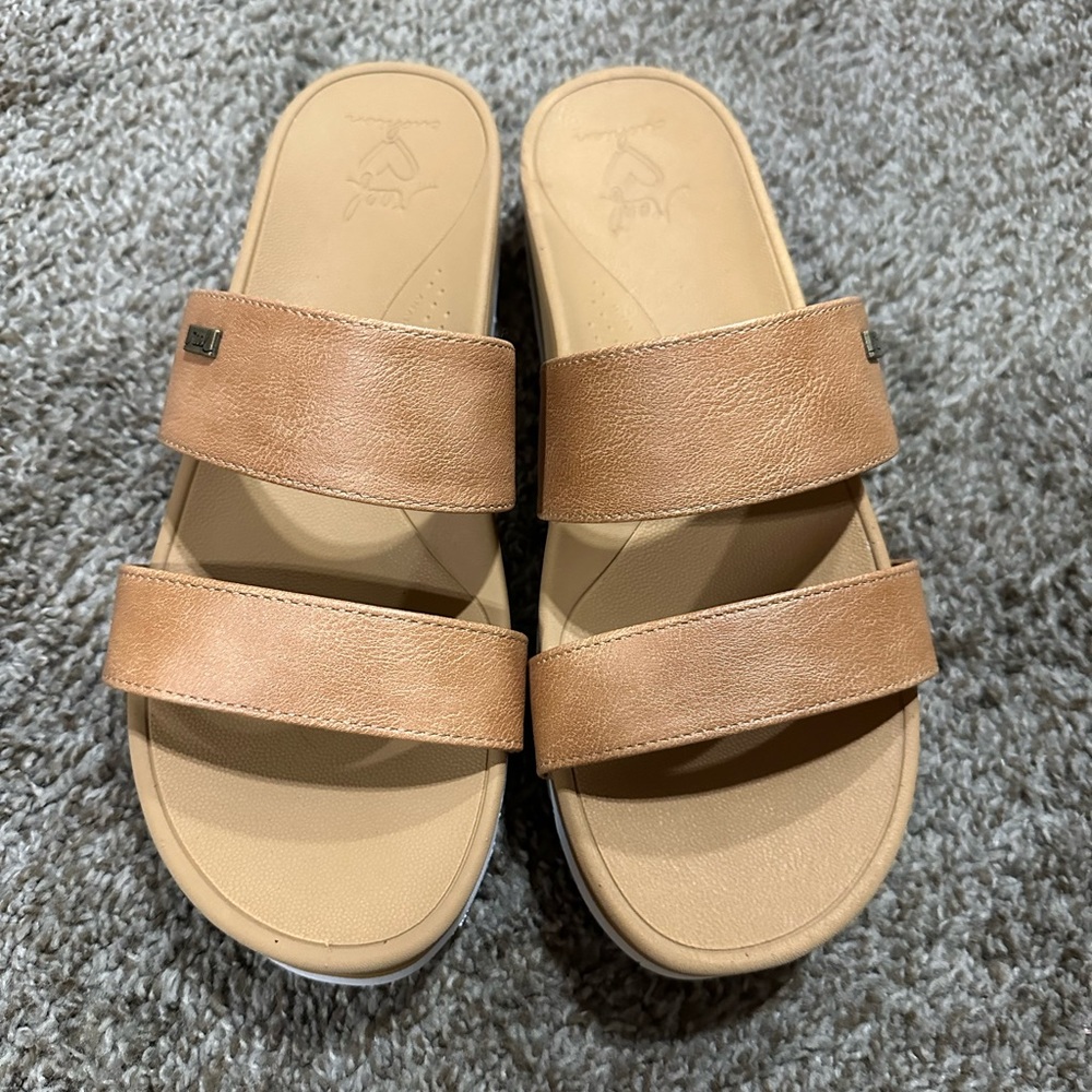 Reef brown sandals